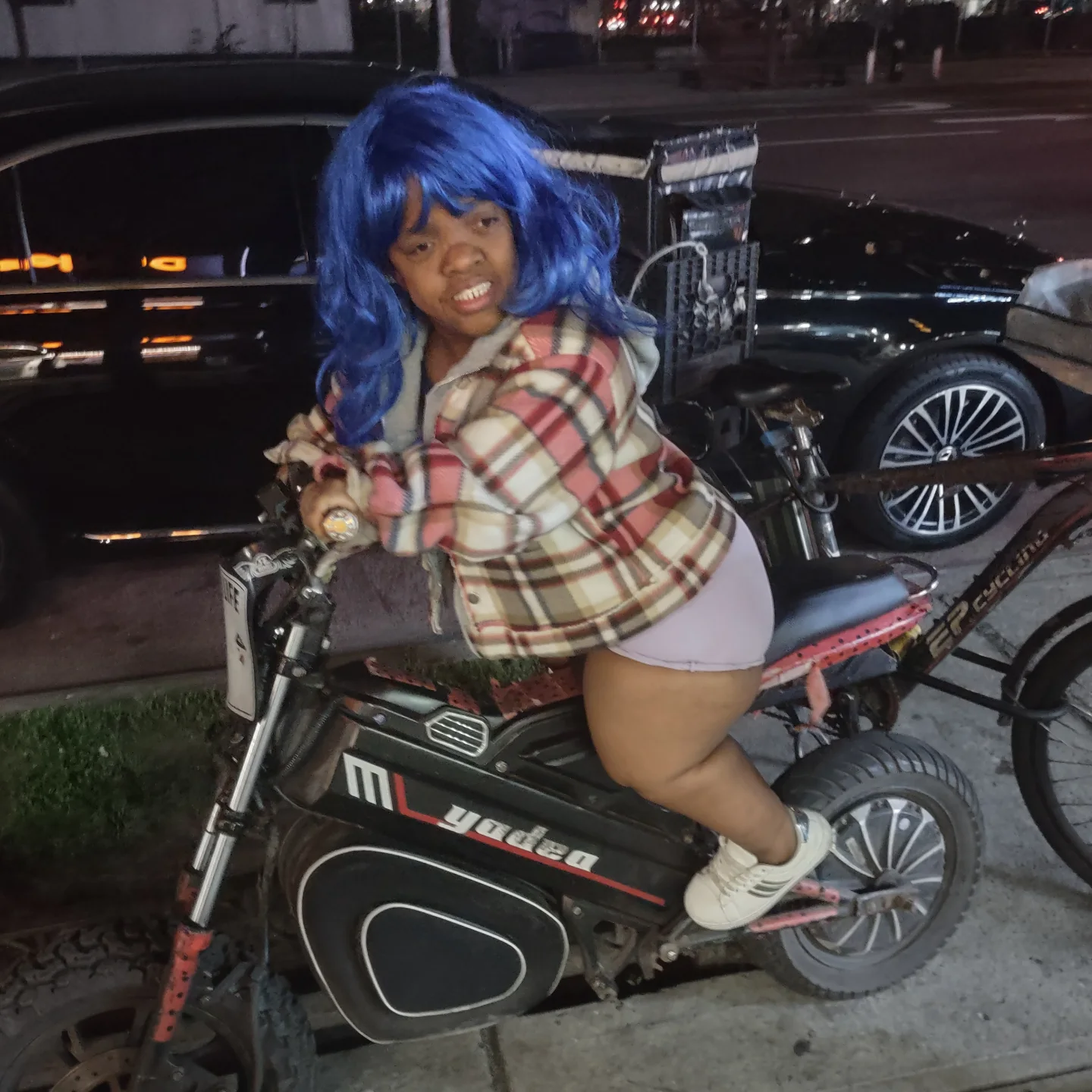Anyone needs a ride?
